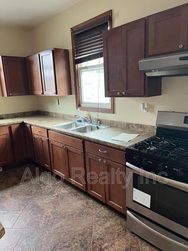 Photo - 2337 N James Ave