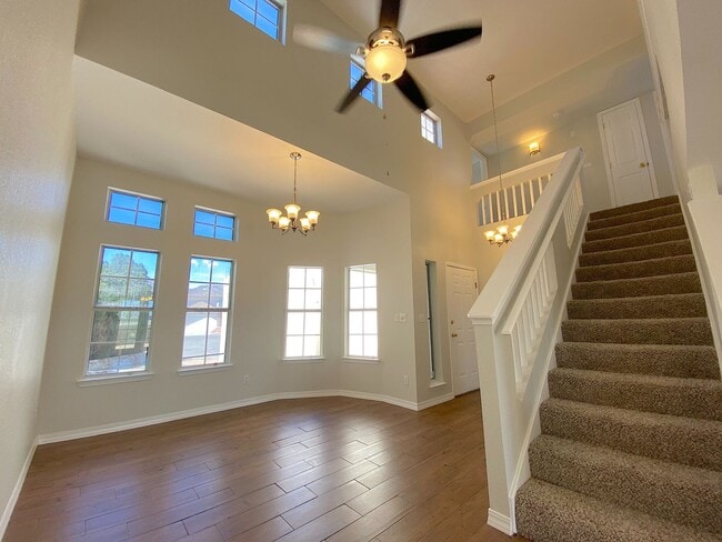 Photo - Beautiful North Hills Refrig A/C Home with Pool!