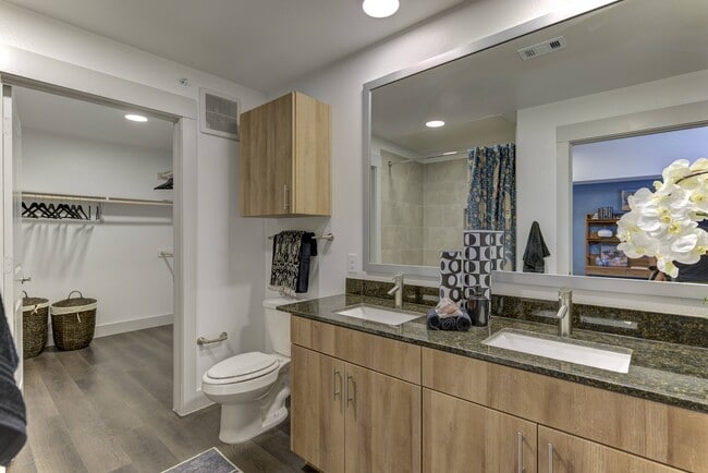 Photo - Alexan Rivercrest