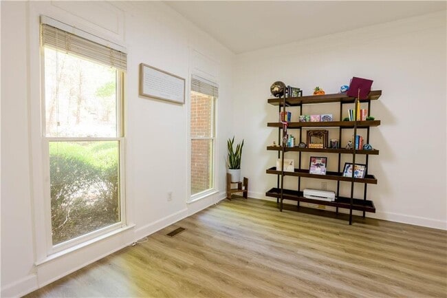 Photo - 5685 Ashewoode Downs Dr