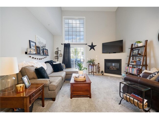 Photo - 17734 Elm Rd N
