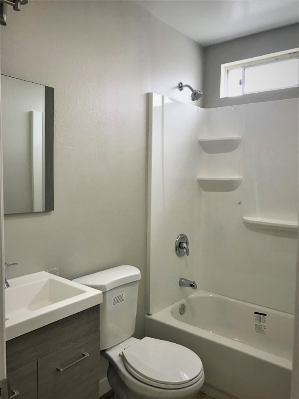 Photo - 4389 42nd St