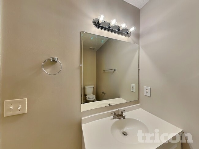 Photo - 108 Woodlands Village Dr
