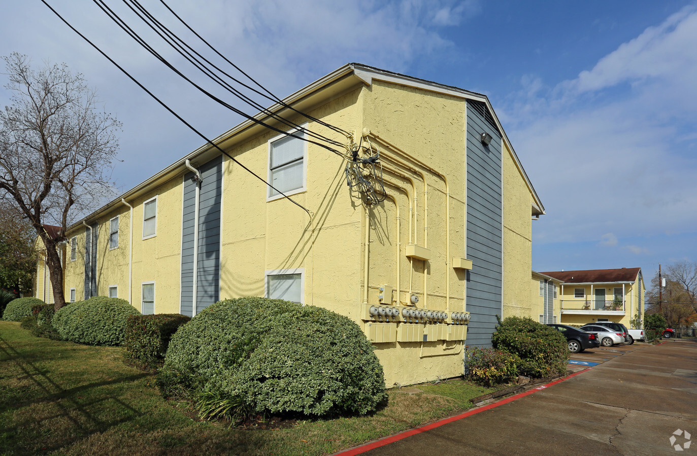 Photo - Pino Del Sol Apartments