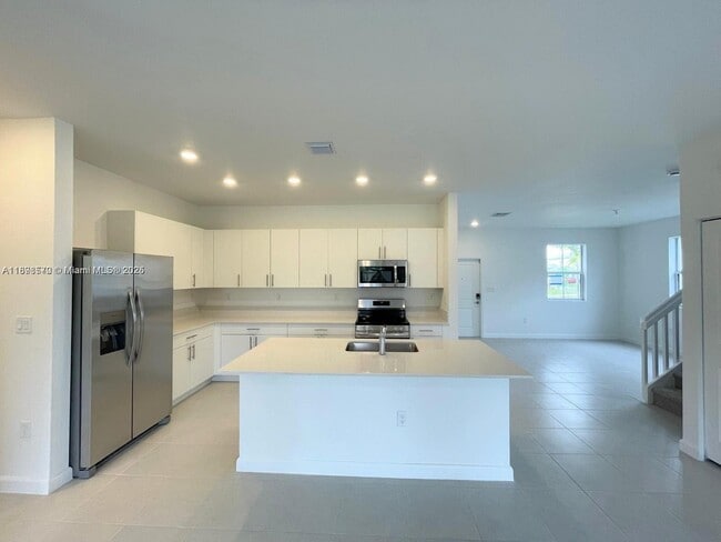 Photo - 2647 SE 8th Ct
