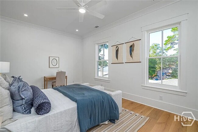 West 38th Street - 304