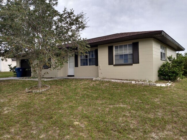 Photo - 2 bedroom 2 bathroom adorable house for rent