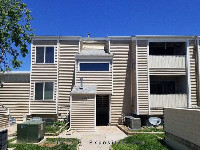 * 2 bed, 1 bath, Cherry Creek schools, Gre... - * 2 bed, 1 bath, Cherry Creek schools, Gre... House