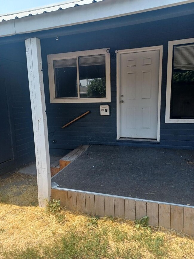Photo - 2441 Eberlein Ave Unit B
