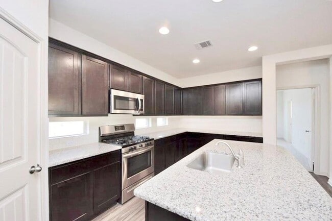 Photo - 18325 Urbano Dr