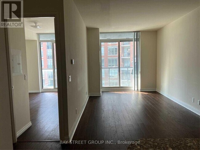 Photo - 825 Church St Unité 617