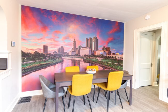 Photo - 1123 Wilson Ave