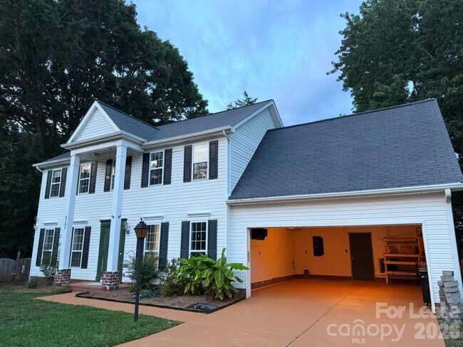 Photo - 6105 Old Corral St
