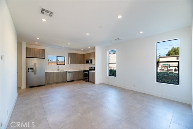 Photo - 1807 S Longwood Ave