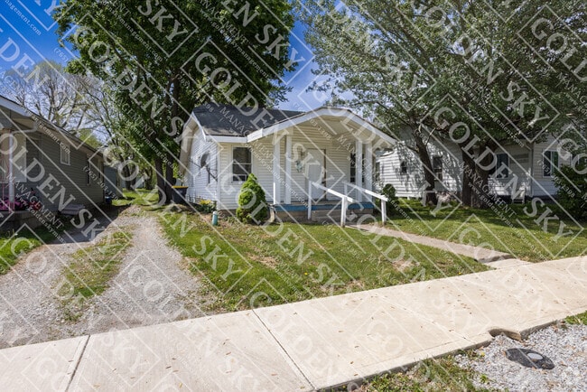 Building Photo - 1823 Halford St Rental