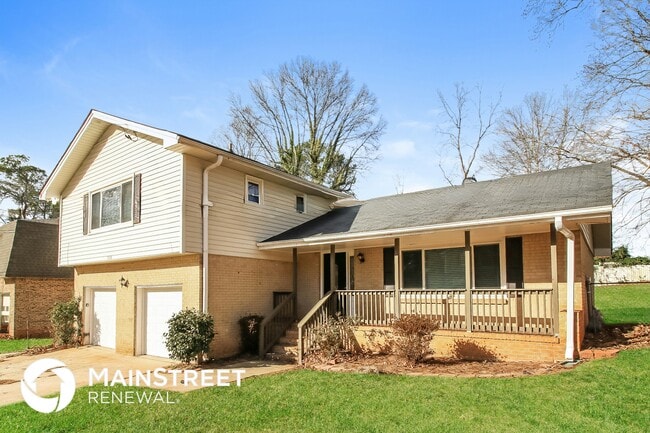 Photo - 3518 Sandy Woods Ln