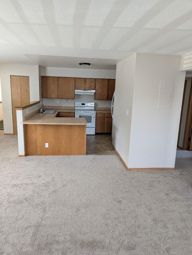 Photo - 139 S Zang Way