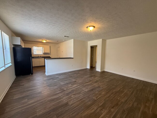 Photo - 162/164 Michele Dr Unit 162 Michele Dr