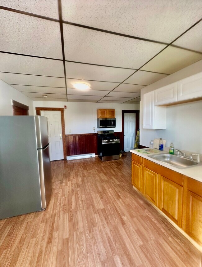 59 High St Unit 3