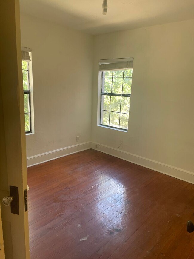 Photo - 1 bedroom Downtown Apartment in Historic District