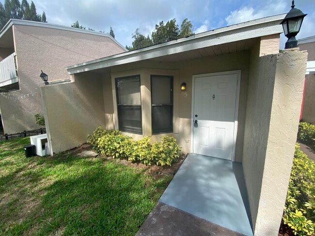 Photo - 4120 Maine St Unidad 2