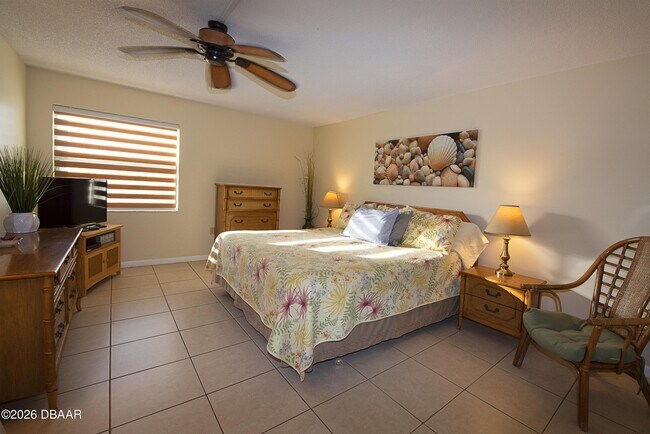 1571 S Atlantic Ave Unit 303