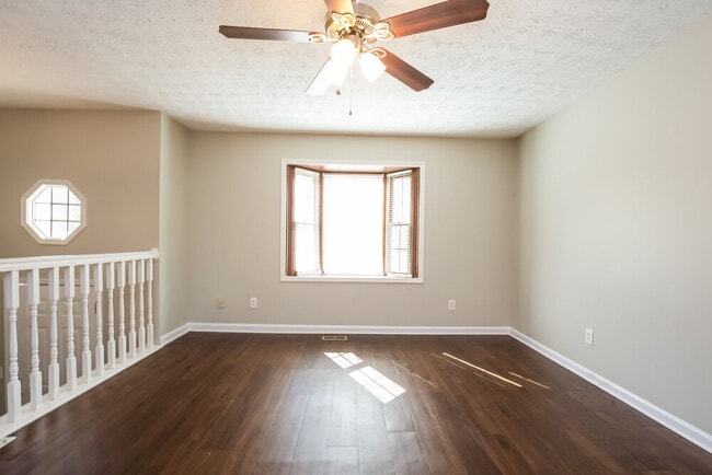 Photo - 187 Sherwood Forest Dr