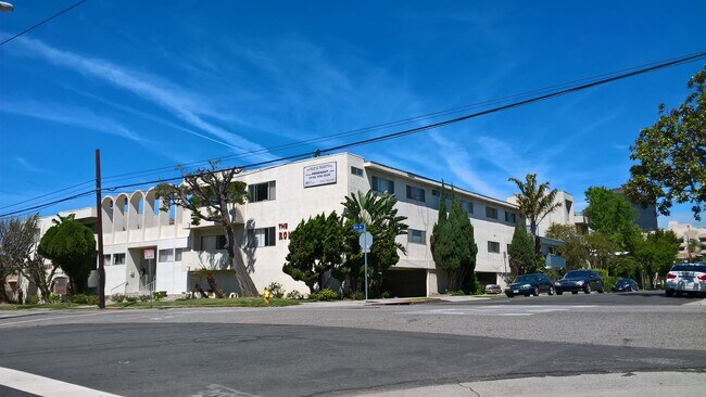 11551 Ohio Avenue - 11551 Ohio Ave Unidad 16