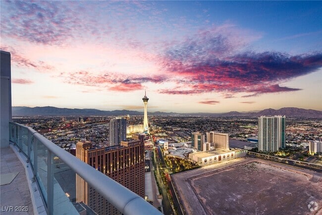 Building Photo - 2700 S Las Vegas Blvd Unit 4305 Rental