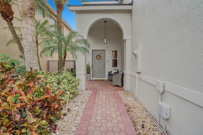 Photo - 7587 Sierra Ridge Ln