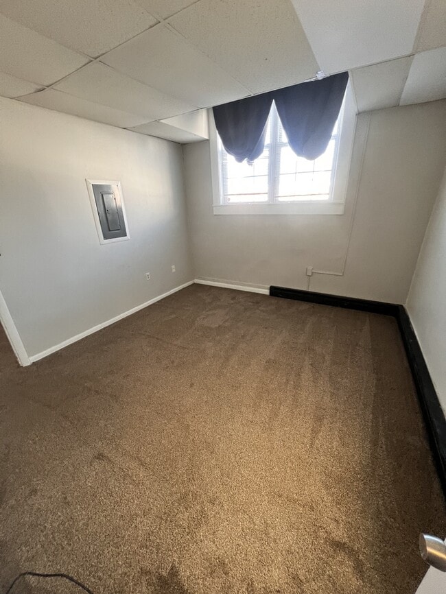 Photo - 3 E Elger St