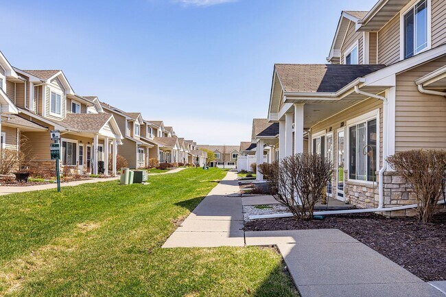Photo - CHARMING TOWNHOME!! 2 Bedroom, 3 Bathroom Townhome in Ankeny!
