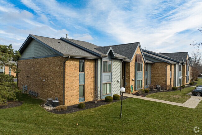 Photo - Washington Lake Apartments