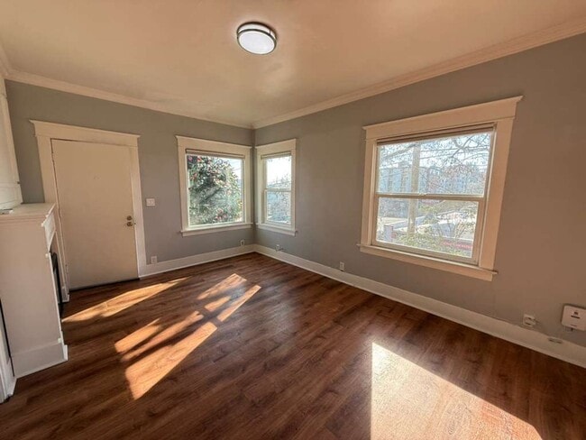 Photo - Two Bed 1 Bath House with Fenced Backyard!