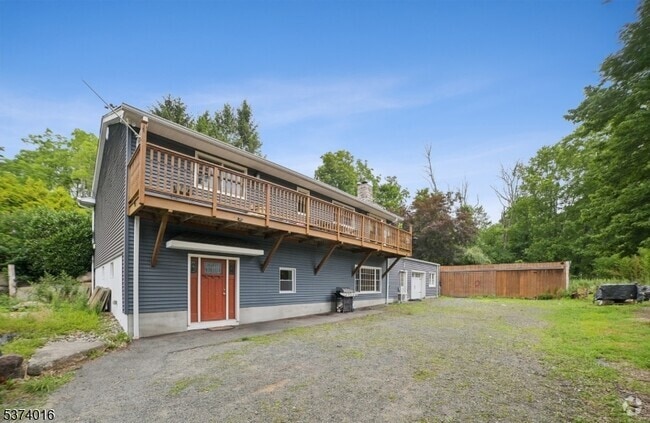 Building Photo - 2 Lyonsville Rd Rental