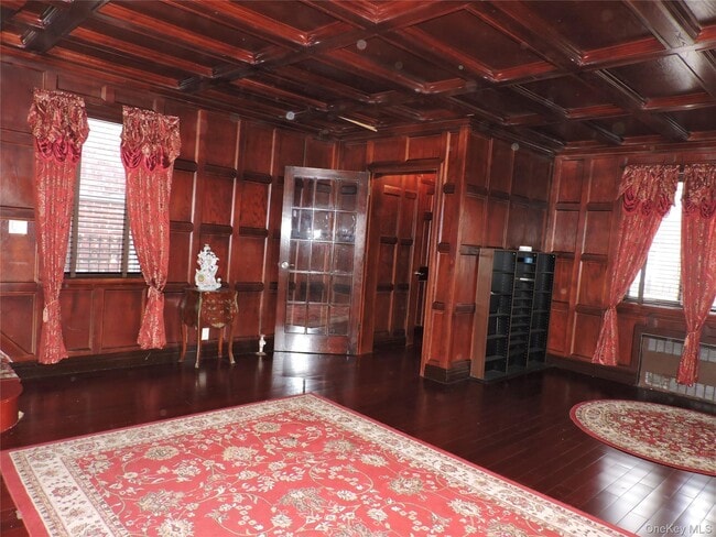 Photo - 131-01 229th St