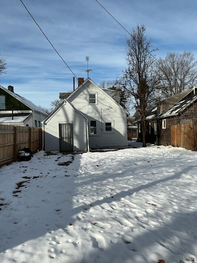 Photo - 7805 Elton Ave