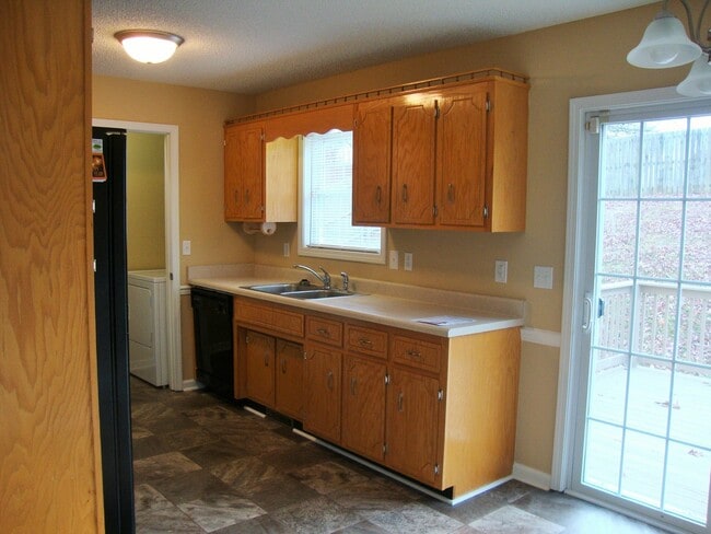 Photo - 994 Roedeer Dr