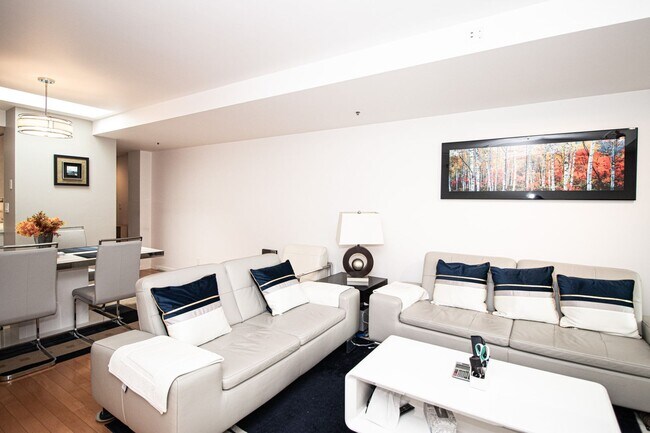 Photo - Fully Furnished 2-Bedrooms + Office, 2-Bath Townhome in Opera Plaza | AMSI | Alexandr Metlinski Unidad 69