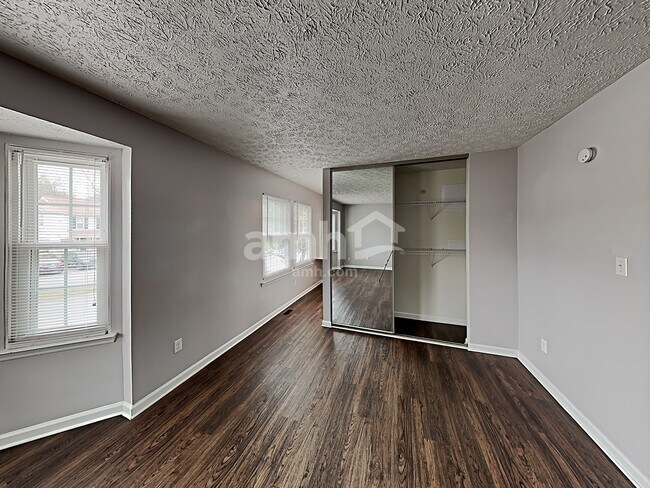 Photo - 8260 McGuire Dr