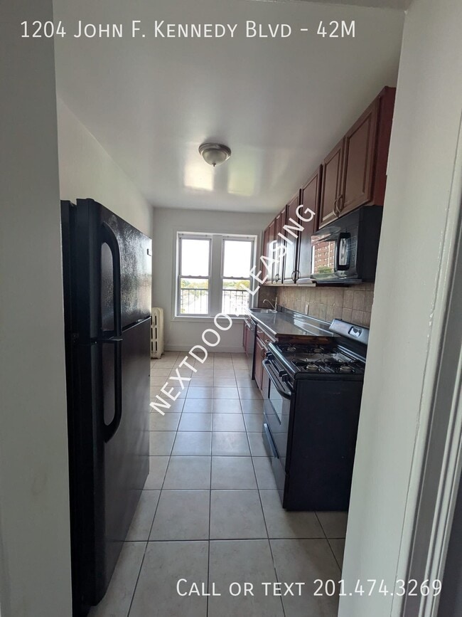 Photo - 1204 John F. Kennedy Blvd Unit 42M