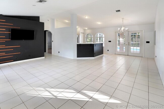 16441 87th Ln N