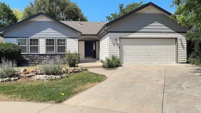 Building Photo - Spacious 3-Bed Home with Yard – Available Now