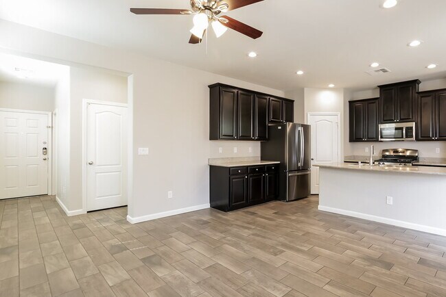 Photo - 6388 Kellyville Dr