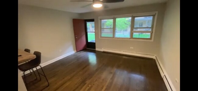 Photo - 1743 W Bryn Mawr Ave