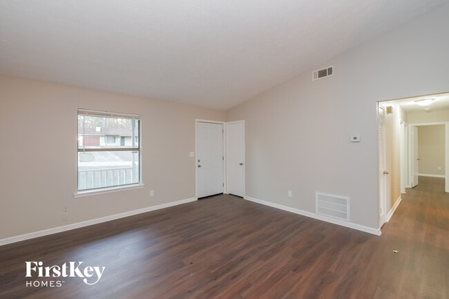 Photo - 9052 Homewood Dr