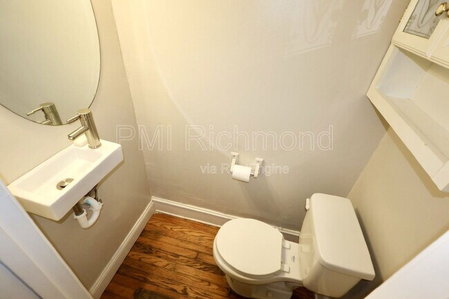 Photo - 3963 Oakleys Ln