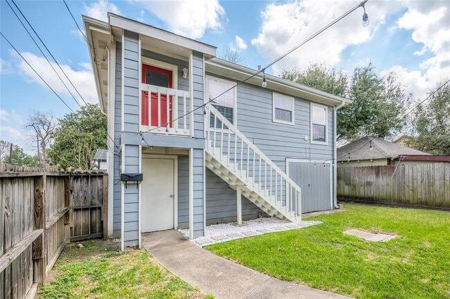 Photo - 4204 Lovejoy St Apartment