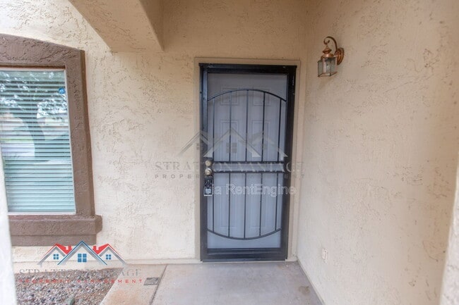 Photo - 110 Cholla St