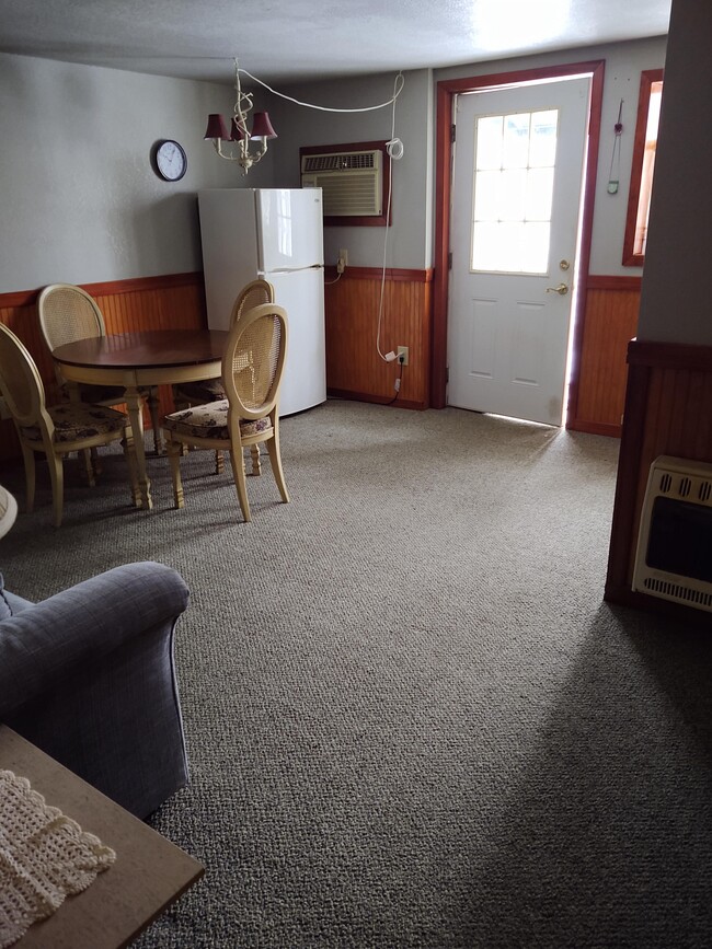 Building Photo - 297 Knoll Dr Unit A Rental